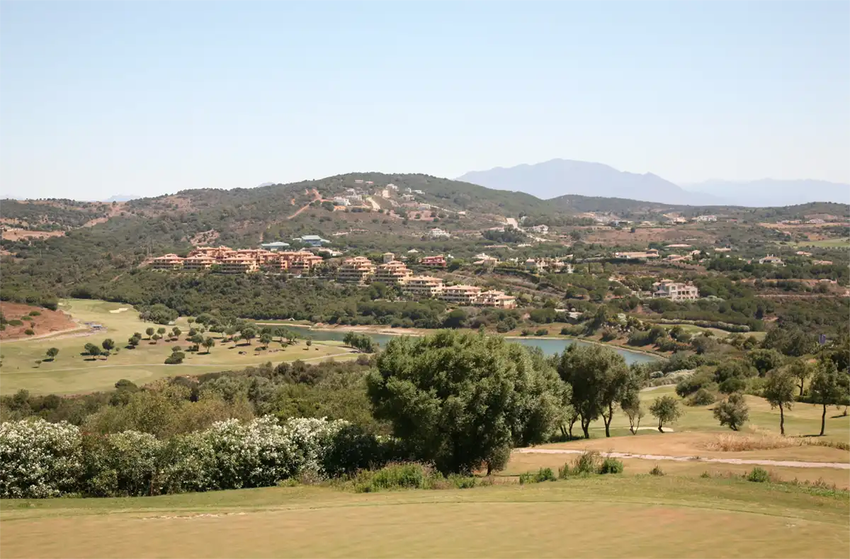 Sotogrande Alto: Exclusivity, Golf, and Nature with Unmatched Views
